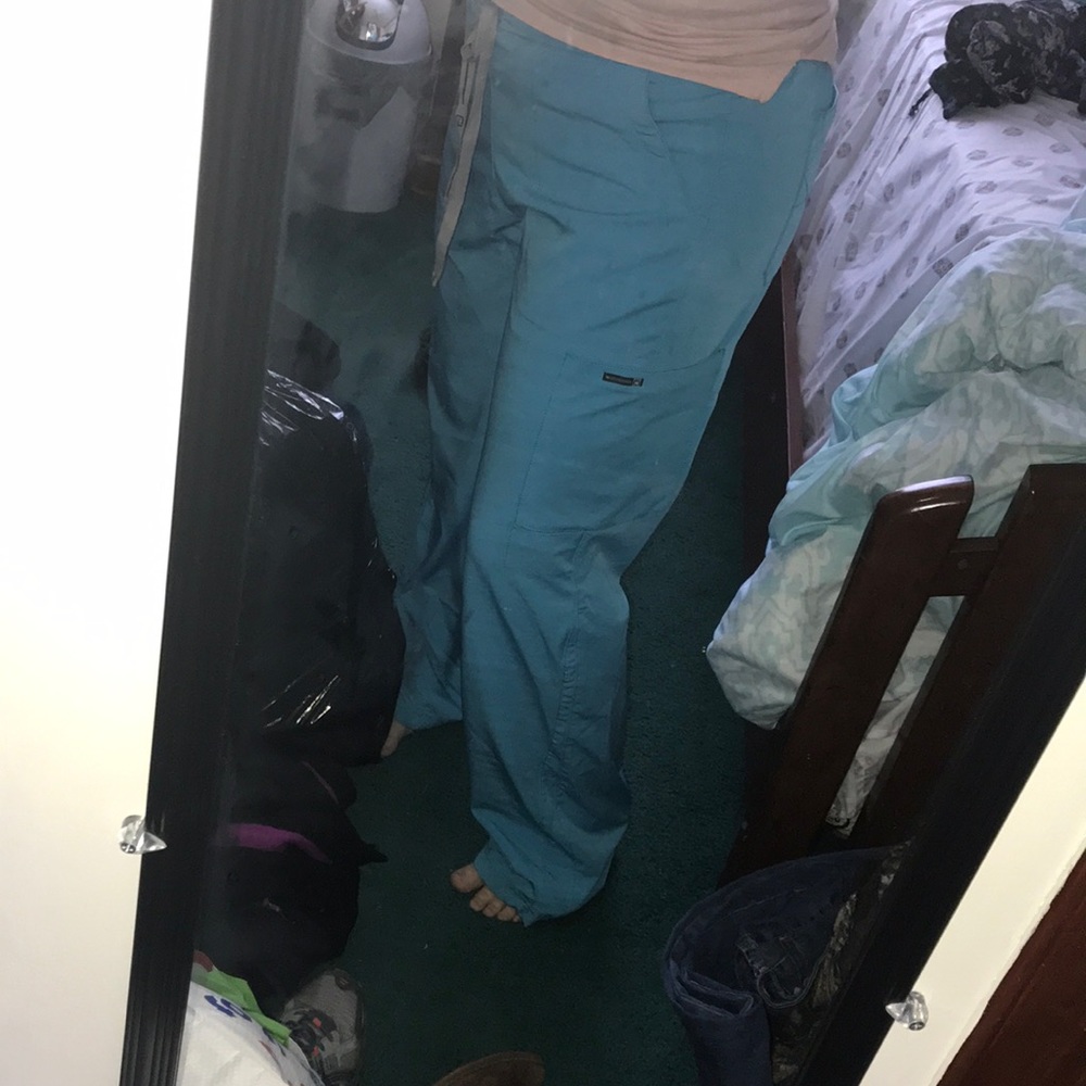 Wonder wink HP scrub bottoms